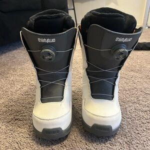 ThirtyTwo Women’s snowboard boots